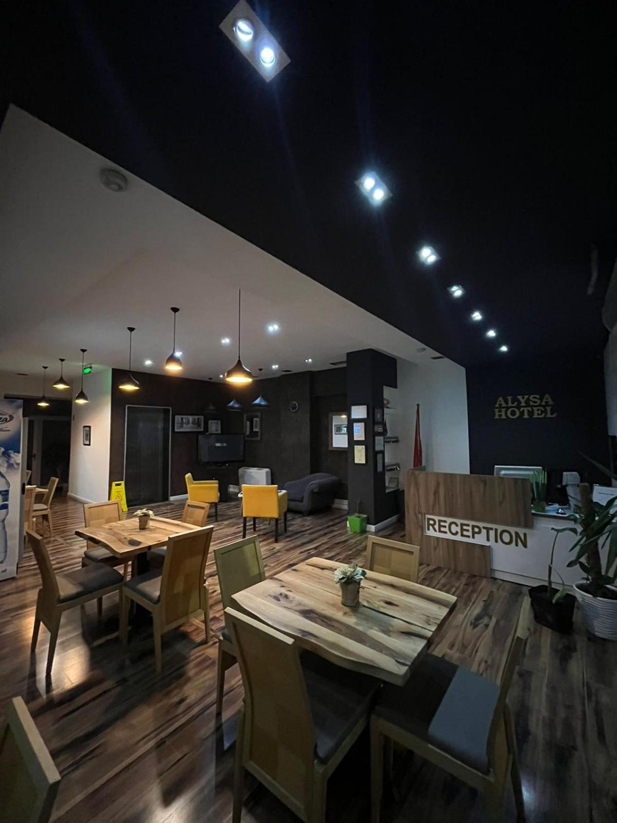 Hotel Alysa Korce Exterior photo